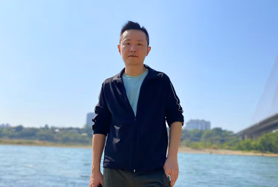 龙圣杰